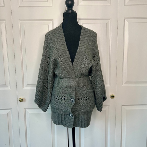 Club Monaco Grey Knit Sweater with Buttons and a Waist Tie Size S (Fits M) - Picture 1 of 3